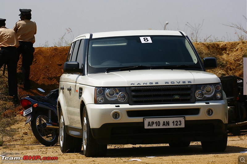 Supercars & Imports : Hyderabad-range-rover.jpg