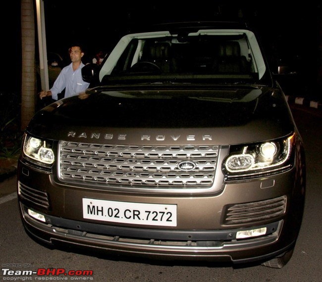 Bollywood Stars and their Cars-anushkascarreceivesvirat.jpg