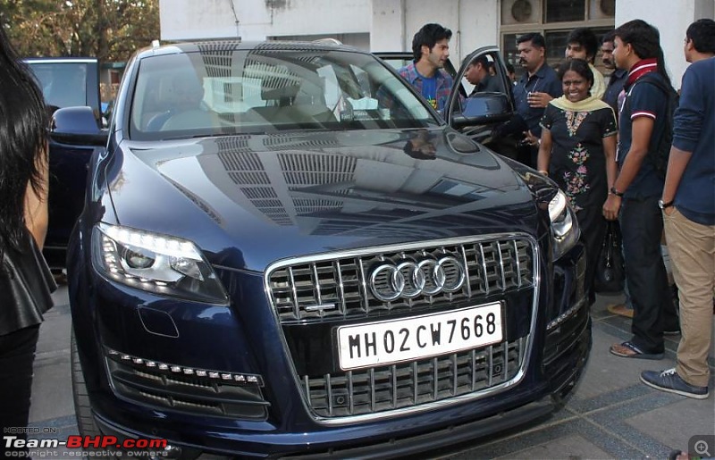 Bollywood Stars and their Cars-mumbai-varun-dhawan-snapped-his-new-audi-q7-c217178.jpg