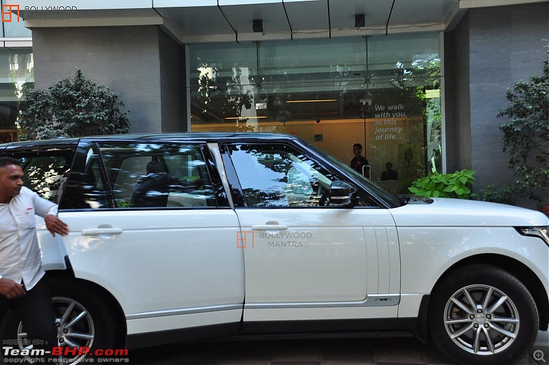 Bollywood Stars and their Cars-salmankhansfamilyathindujahospital_948399.jpg