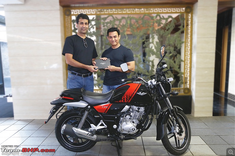Bollywood Stars and their Cars-aamir-khan-buys-his-new-bike-bajaj-v-3.jpg