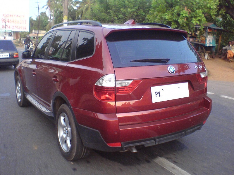 Supercars & Imports : Kerala-bmw-x3.jpg