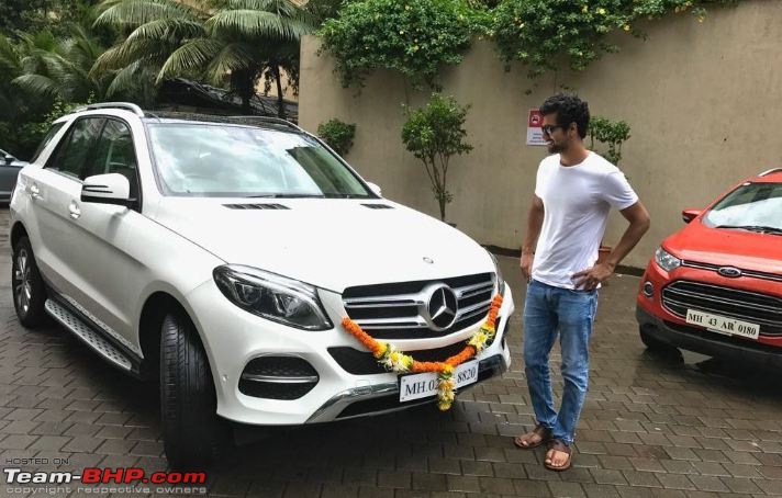 Bollywood Stars and their Cars-capture.jpg