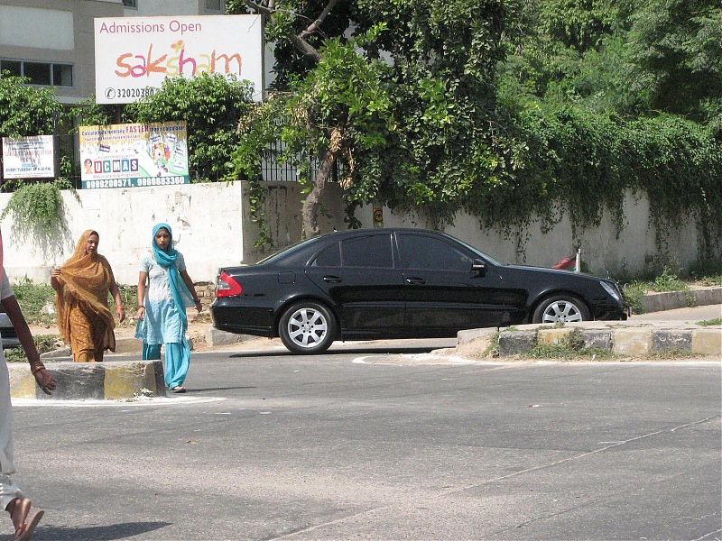 Various Embassy & Consulate Vehicles!-img_3152.jpg