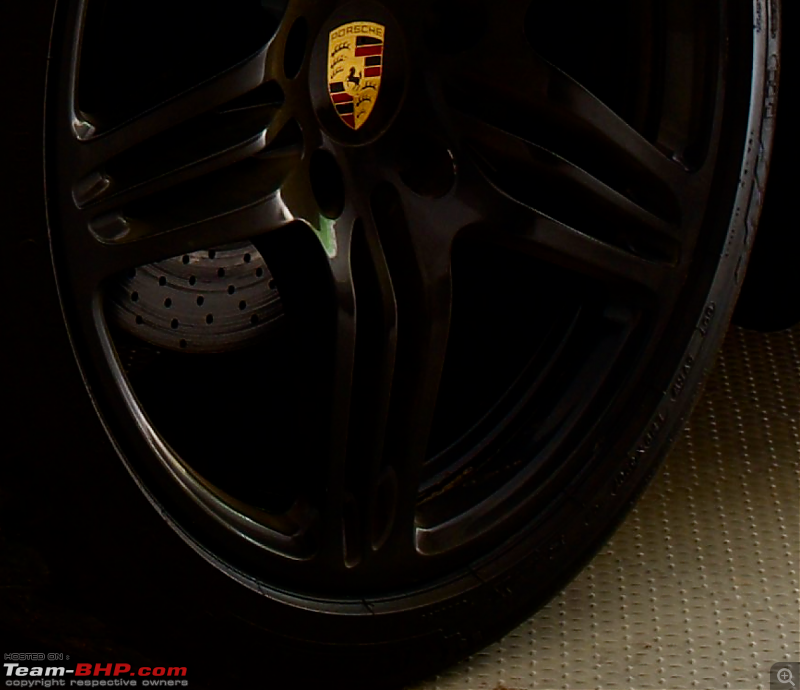 Vroom for real - My used Porsche 911 (997.2)-tirerecess.png