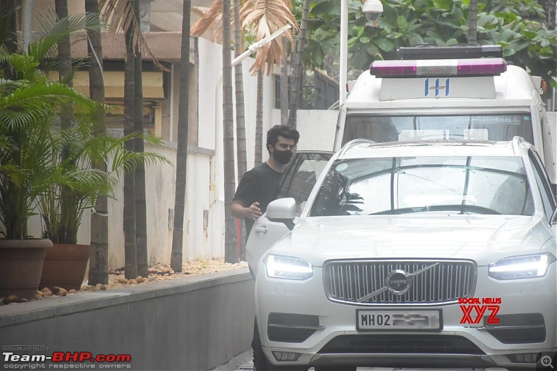 Bollywood Stars and their Cars-arjunkapoorspotted.jpg