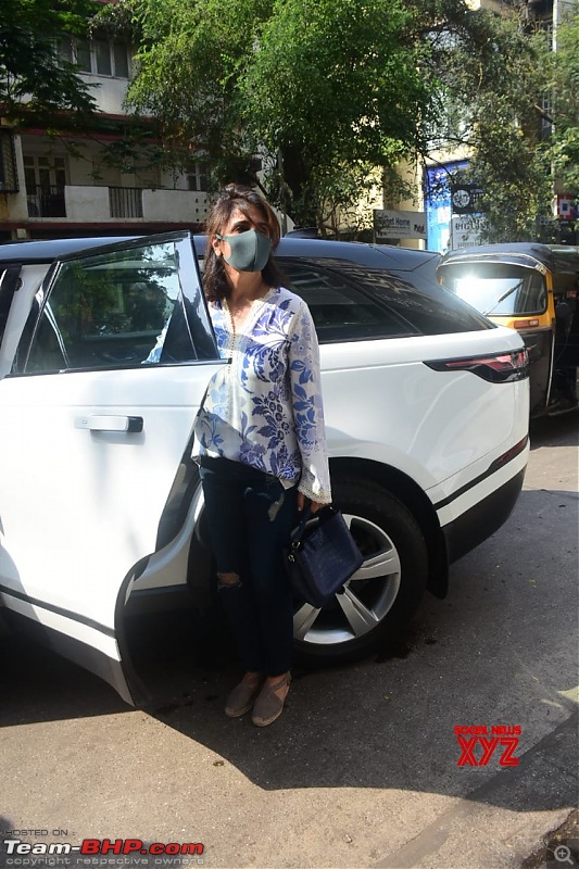 Bollywood Stars and their Cars-neetukapoorspotted.jpg