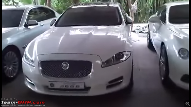 The '3666' car collection in Chennai (aka The White Garage)-jag-xj.png