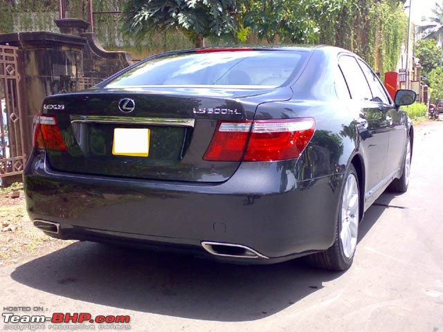 Pics: Lexus LS600 Hybrid L saloon in Mumbai-03.jpg