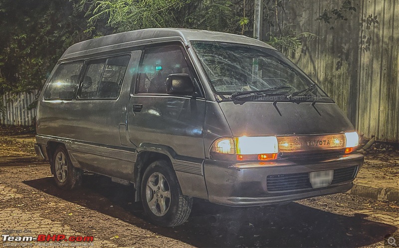 Going to town in the Ace | My 1990 Toyota TownAce Super Extra-6.jpg