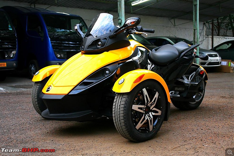 Its here.. India's First and Exclusive !! BRP Can-Am Spyder RS EDIT: Pics on Page  2-img_3562.jpg