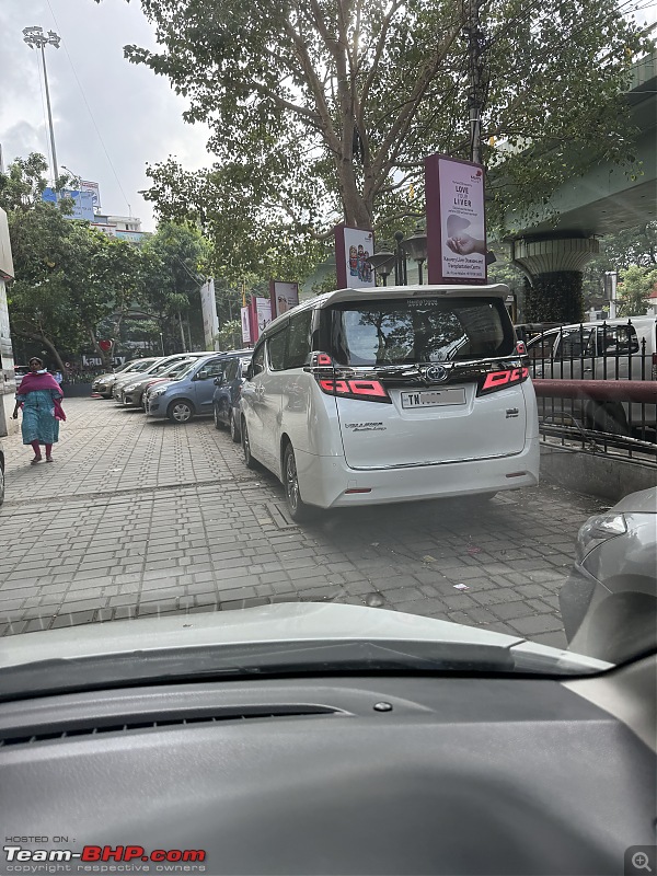 Supercars & Imports : Chennai-vellfire.jpg