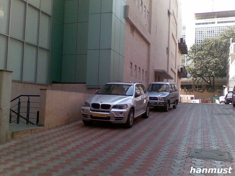 Supercars & Imports : Bangalore-08022010.jpg