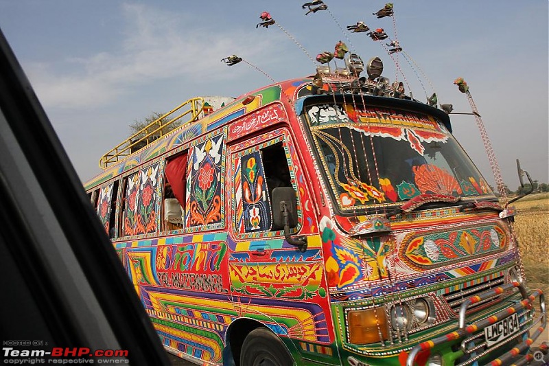 Monster Toyota LandCruiser 105- Spotted All Over india!-img_8228.jpg