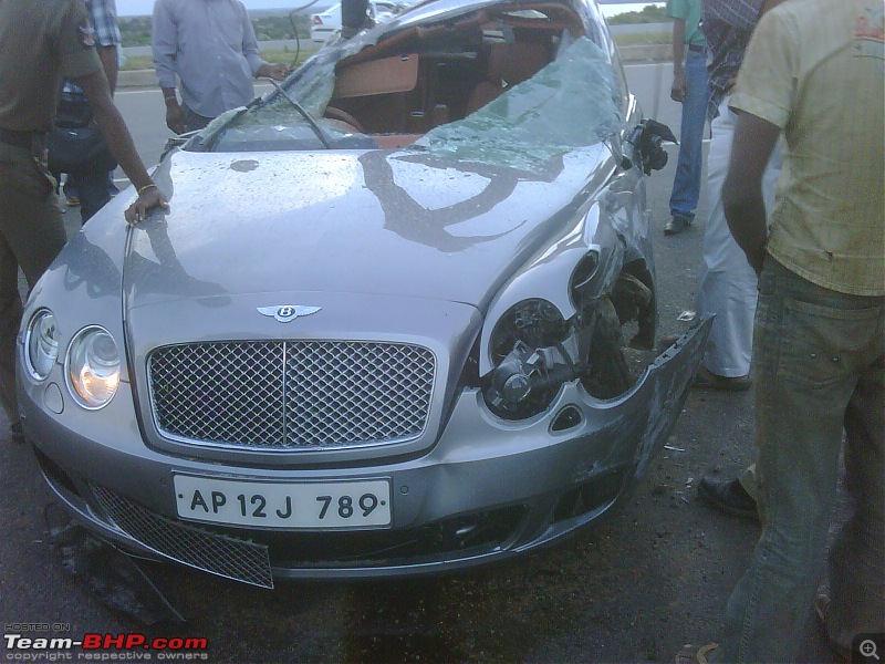 Supercar & Import Crashes in India-img00024201009021818.jpg