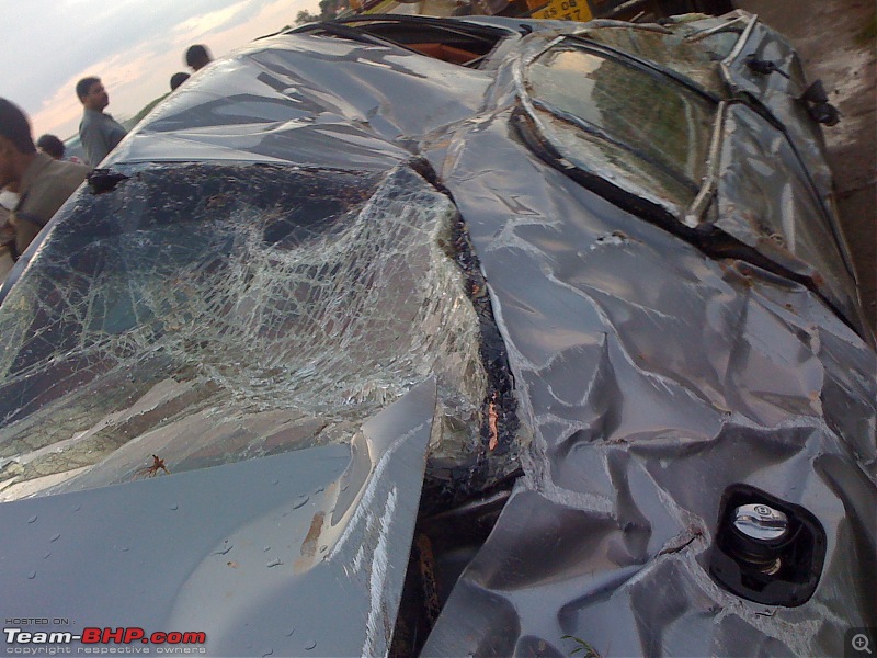 Supercar & Import Crashes in India-img00058201009021800.jpg