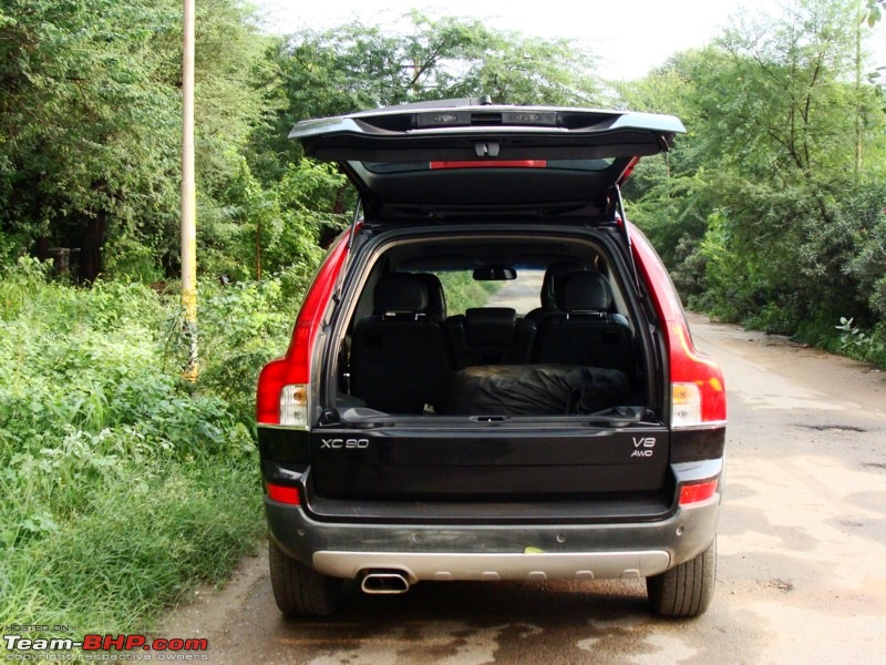 Driving a Volvo XC90-volvo43.jpg