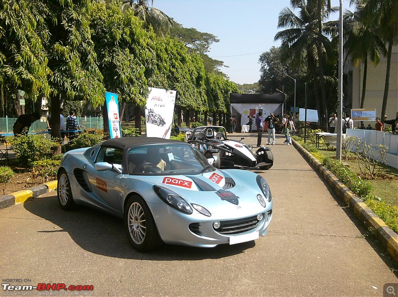 A Lotus Elise came by today!!-photo0199.jpg