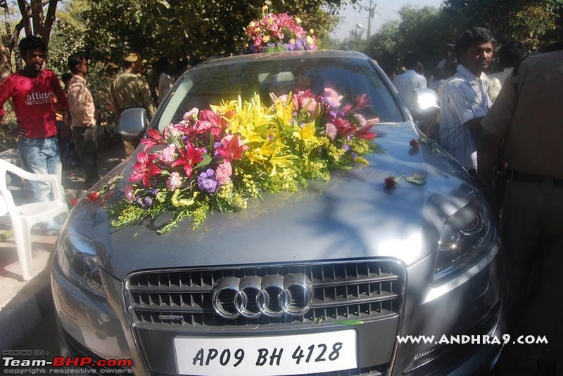 South Indian Movie stars and their cars-pavan-kalyan-renu-desai-wedding-car.jpg