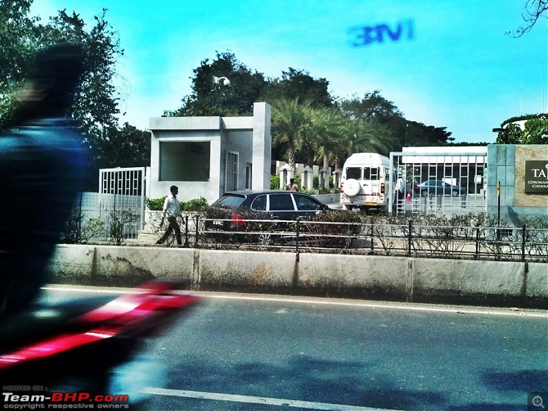 Supercars & Imports : Chennai-cayenne.jpg