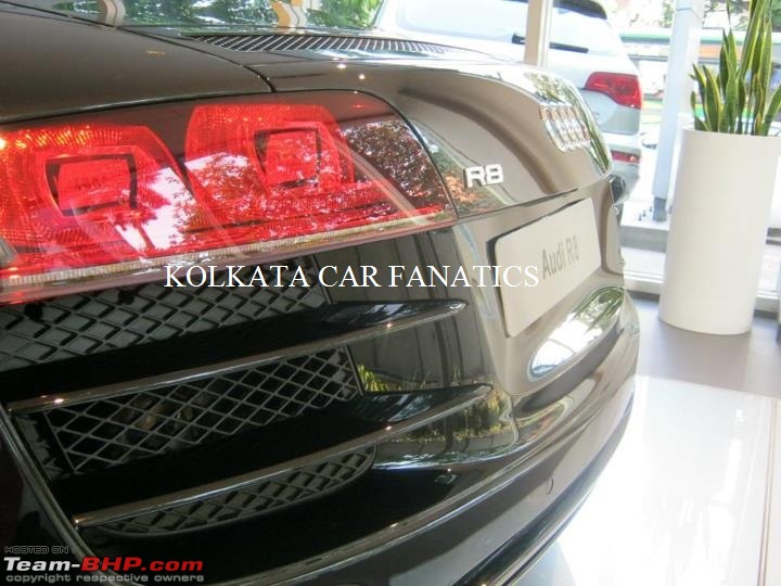 Supercars & Imports : Kolkata-black-audi-r8-v10-3.jpg