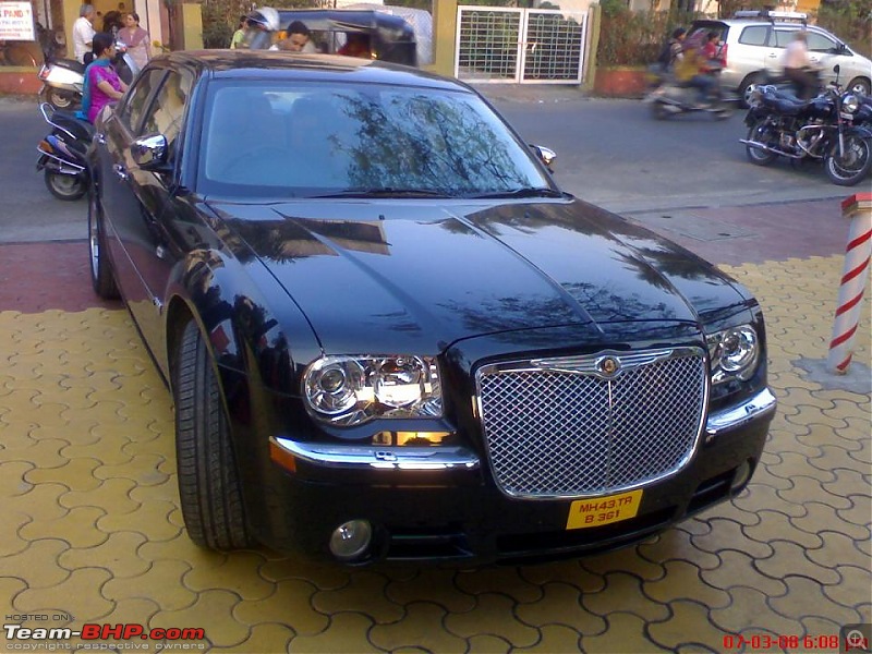spotted Chrysler 300c in Pune-93135824eo8.jpg