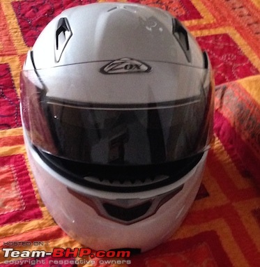 Triumph Bonneville - A dream come true-helmet3.jpg
