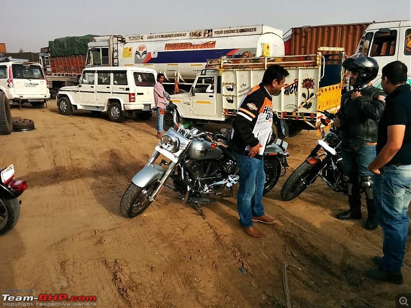 Harley Davidson Iron 883 - Beauty in the Beast-neem-dhaba-2.jpg