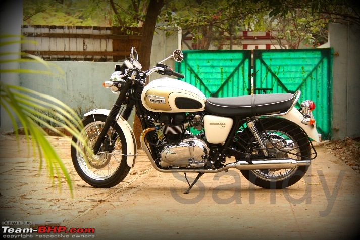 Triumph Bonneville T100 Joins The Garage-1img_0720.jpg