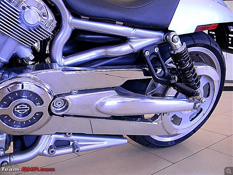 The Cure is Here: My Harley Davidson V-Rod - 10th AE-image_20.jpg