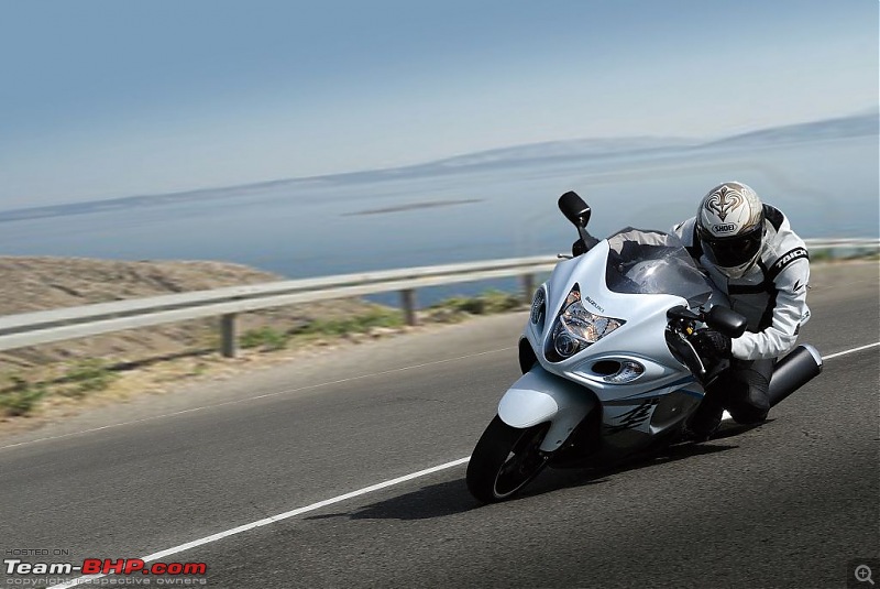 Suzuki starts local assembly of Hayabusa. Price - Rs. 13.57 lakh-gsx1300ral6_action2.jpg