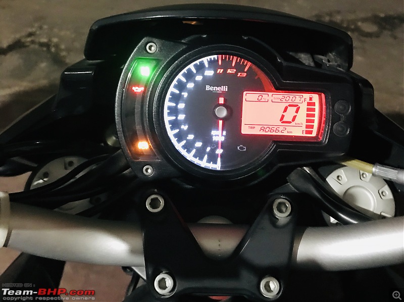 "Noisy Boy" - The Pre-Owned Benelli TNT 600i (ABS)-console-default.jpg