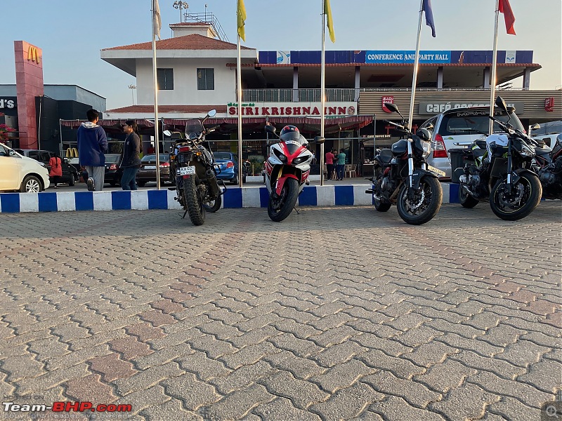 Review: My Yamaha R1 (WGP 50th Anniversary Edition)-img_0933.jpeg