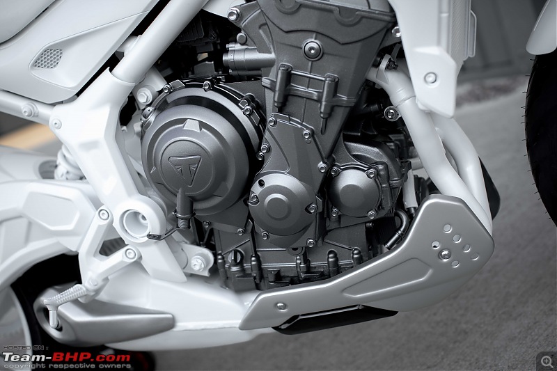 Triumph reveals design prototype of upcoming Trident Roadster-7.jpg
