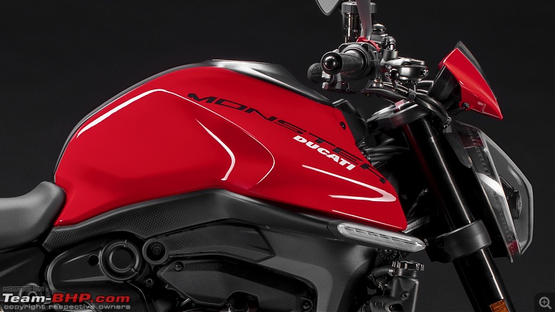 2021 Ducati Monster unveiled-monster93737dettagligallery1920x1080.jpg