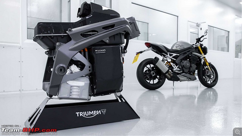 Triumph reveals Electric Motorcycle prototype-triumphte1chassisprototypenexttodesigninspiration.jpg