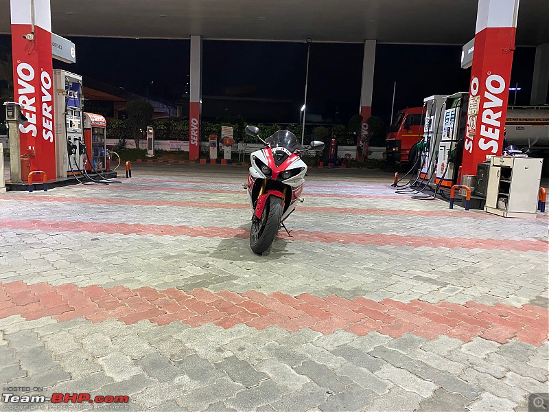 Review: My Yamaha R1 (WGP 50th Anniversary Edition)-img_2830.jpeg