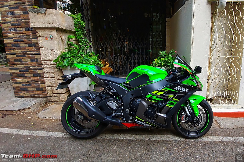 Miss.Isle : My Kawasaki Ninja ZX-10R | 22000 km later-gate1.jpg