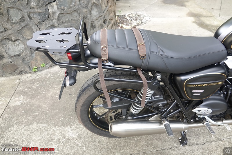 Review: My Triumph Street Twin Gold Line Edition-saddlebag-3a.jpg