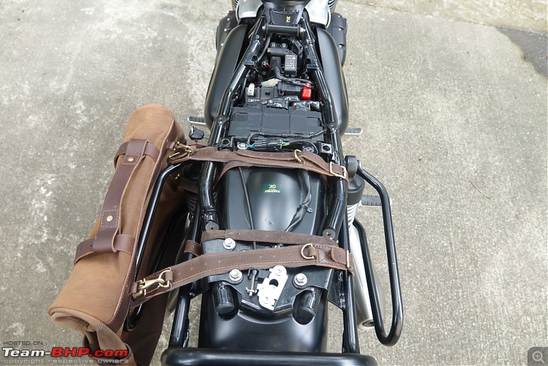 Review: My Triumph Street Twin Gold Line Edition-saddlebag-2c.jpg