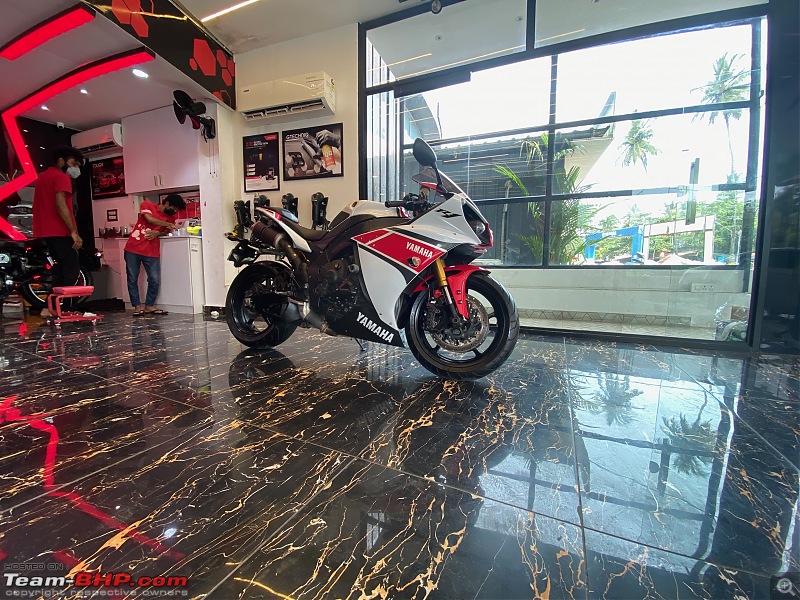 Review: My Yamaha R1 (WGP 50th Anniversary Edition)-img_3337.jpeg