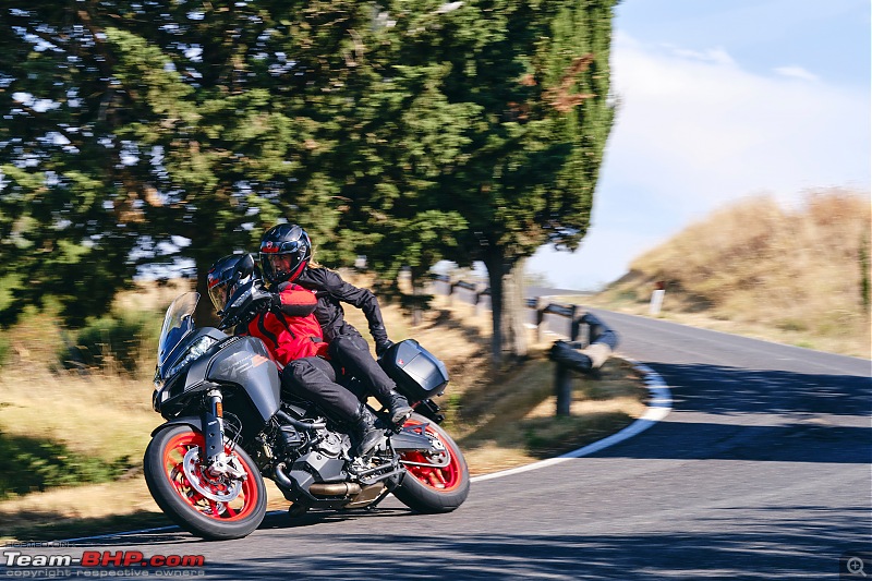 2022 Ducati Multistrada V2 revealed-20210930_221955.jpg