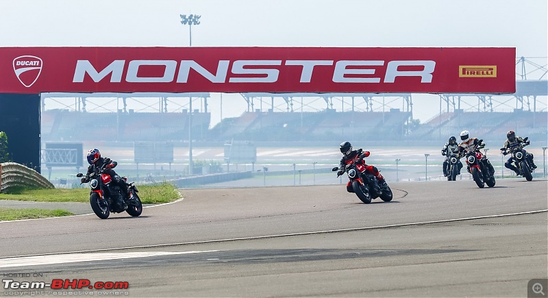 2021 Ducati Monster unveiled-20211007_223024.jpg