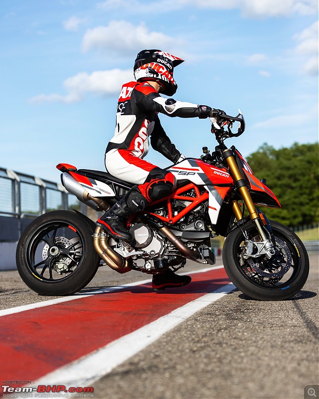Ducati Hypermotard 950 BS6 teased ahead of launch-20211110_142842.jpg