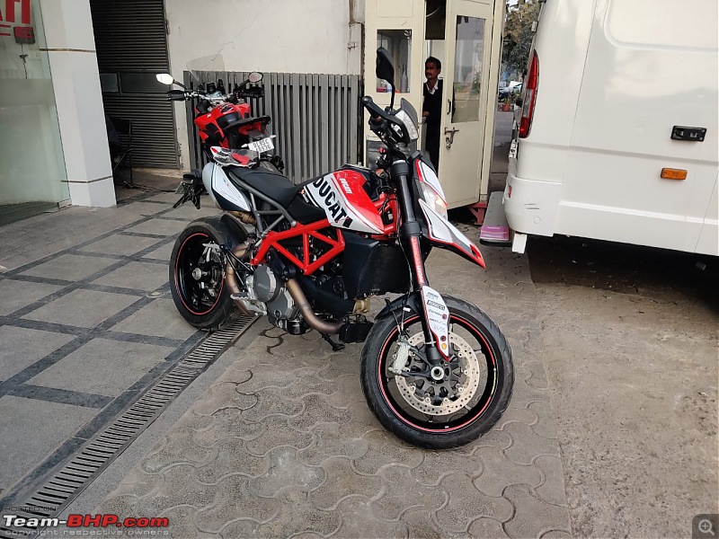 The Black Ghost | My 2021 Ducati V4SP Review-img20220102wa0012.jpg