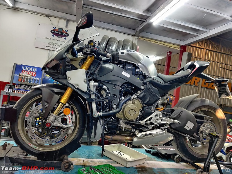 The Black Ghost | My 2021 Ducati V4SP Review-img20220212wa0072.jpg