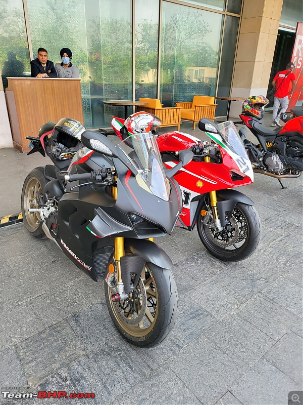 The Black Ghost | My 2021 Ducati V4SP Review-20220507_102246.jpg