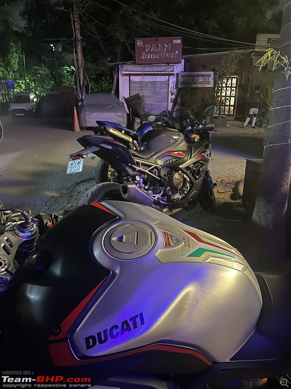 The Black Ghost | My 2021 Ducati V4SP Review-img3335.jpg