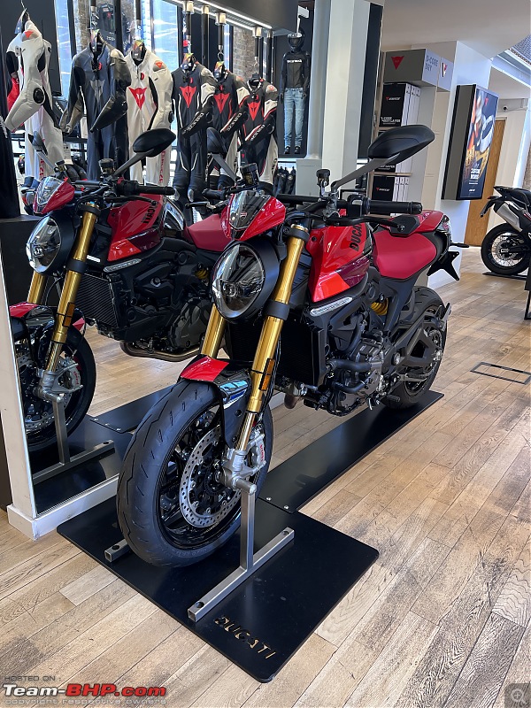 Ducati 848 EVO Corse Review | Story of Bianca-10c8a3a6c2ff4e1aba74398ea8384ae4.jpeg