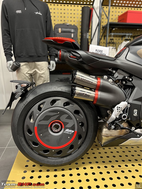Ducati 848 EVO Corse Review | Story of Bianca-34cd0a86f4e84d5eafd9abc081c253c9.jpeg